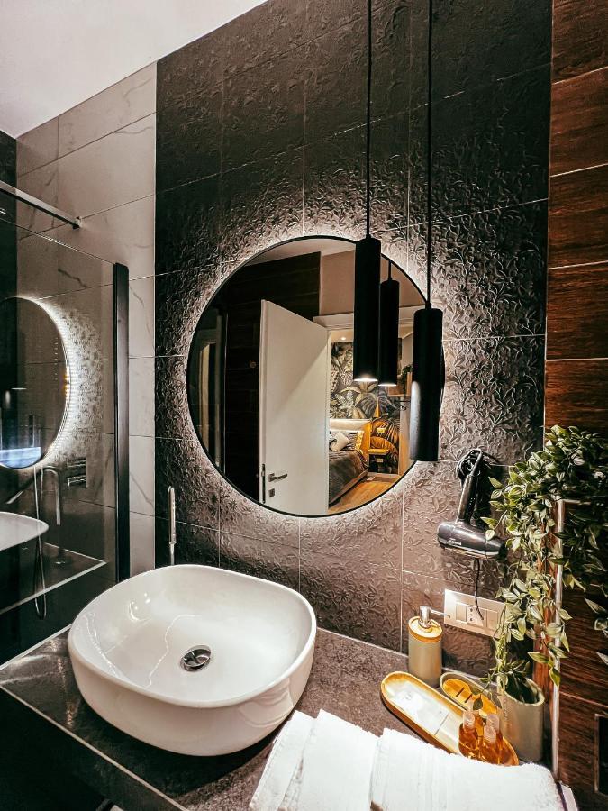 B&B Salus Civico 23 Reggio Emilia Ngoại thất bức ảnh